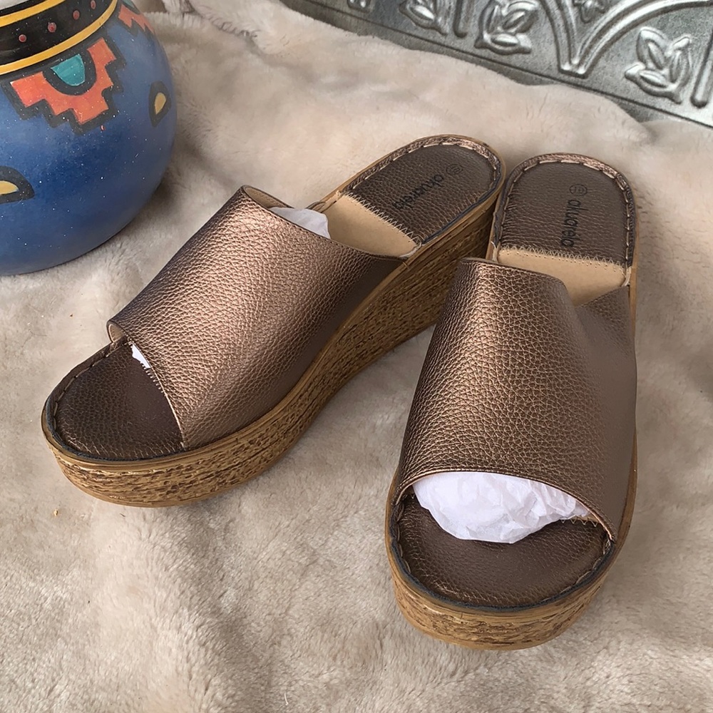 💜 Bronze Platform Sandal
